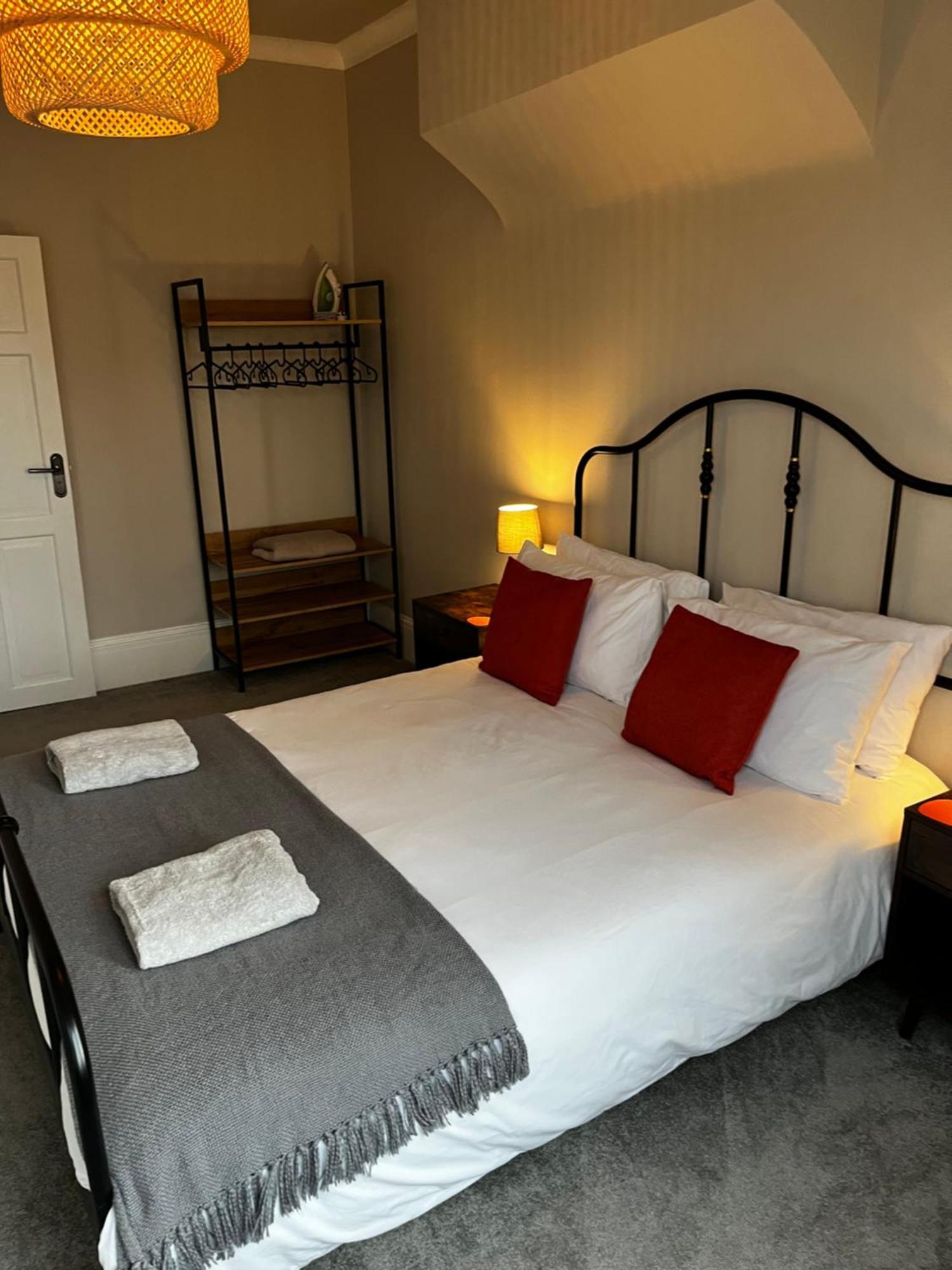Contemporary Beach Apartment Brighton Bagian luar foto